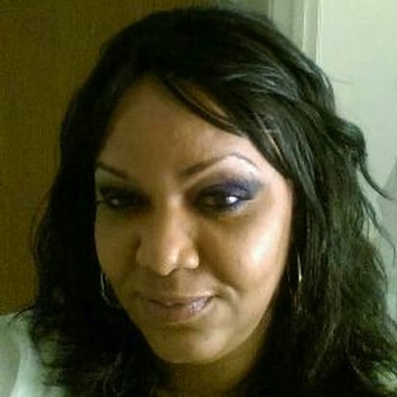 Meet your Posher, Lovely - Picture 1 of 1